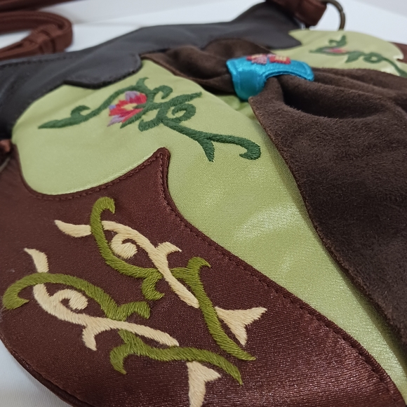 ✨️Oovoo Designs Crossing Borders Hand Embroidered Green/Brown Crossbody Bag - Picture 6 of 10